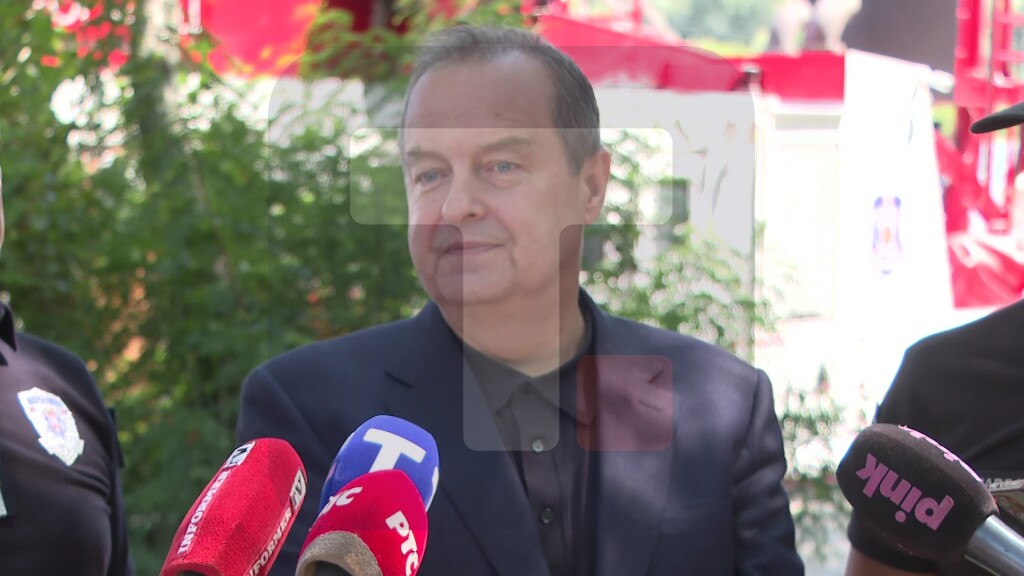 Dačić: Kuće odbranjene od požara, nije bilo ljudskih žrtava