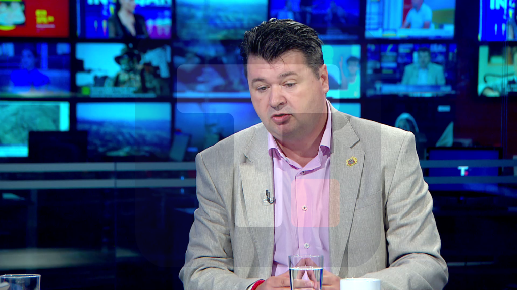 Petrov: Država prepustila univerzitet profesorima od kojih su mnogi na vrlo neuobičajen, da ne kažem nezakonit, način došli do zvanja