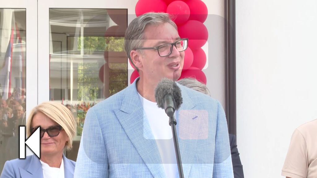 Vučić u razgovoru sa meštanima Donje Borine