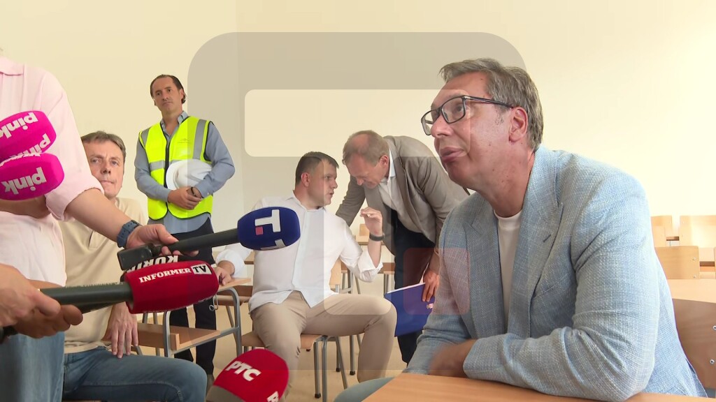 Vučić: Preko dva miliona evra vam je samo ova školica